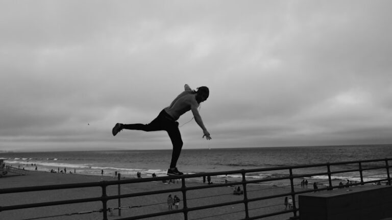 Agonist-Antagonist: The Psychology of Balanced Motion
