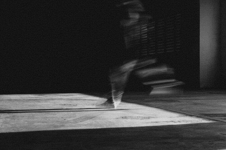 Akinesia: Understanding the Absence of Movement