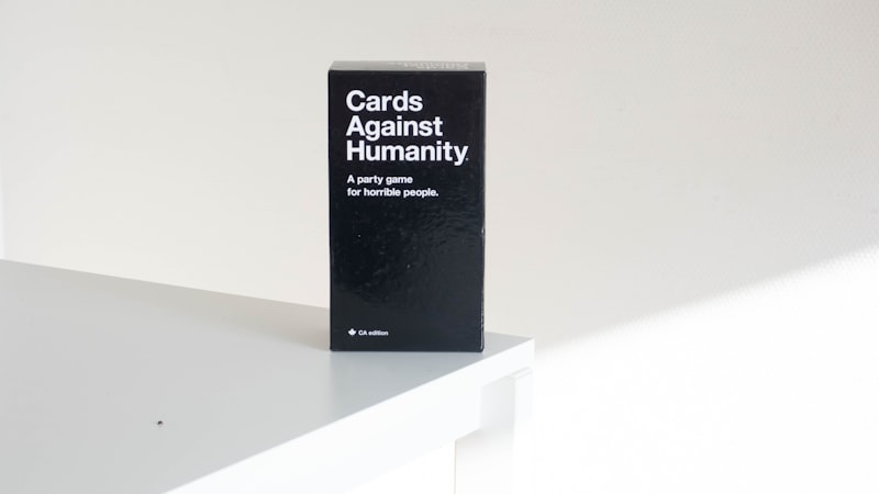 Card-Stacking: The Hidden Psychology of Selective Persuasion