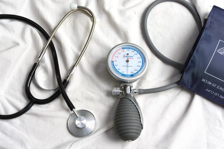 Stiller's Sign: Detecting Silent Arterial Risks