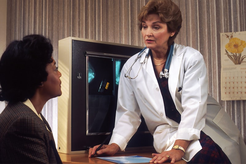 The Blank Screen: Mastering the Art of Clinical Neutrality