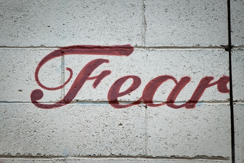 Automated Desensitization: Tech-Driven Fear Erasure
