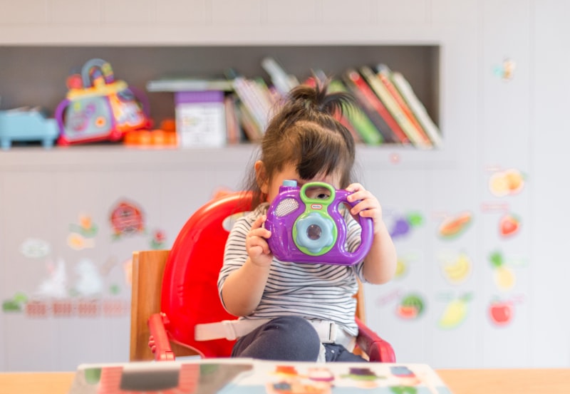 Maternal Dualism: Balancing Career and Childcare Identity