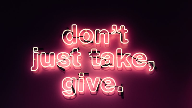 Reciprocity Norm: Why Giving Makes Others Say Yes