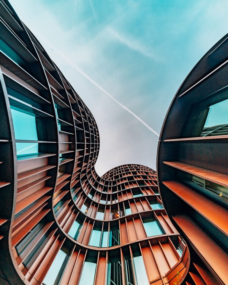 Architectural Determinism: Does Design Control Your Mind?