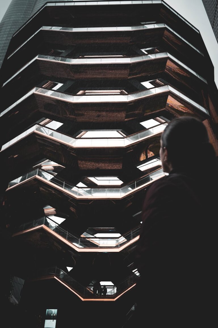 Diphenylmethanes: The Architecture of Mental Clarity