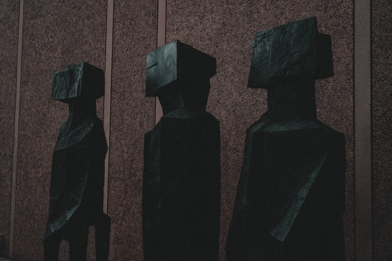 Kanizsa Figures: Seeing Shapes That Aren't There