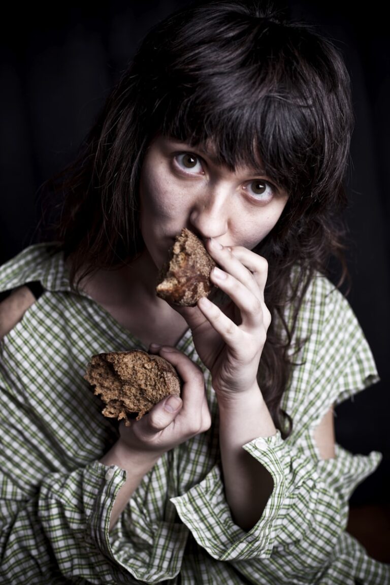 Parorexia: The Psychology Behind Compulsive Eating