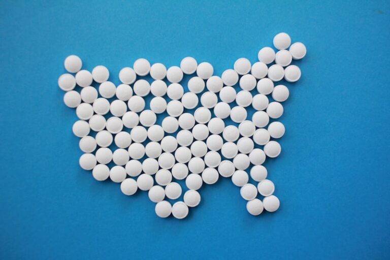 Pharmacology: Why Aspirin Combinations Boost Relief