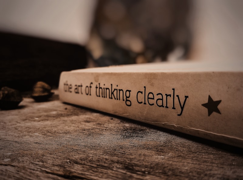 Realistic Thinking: Master Your Mind for Objective Clarity