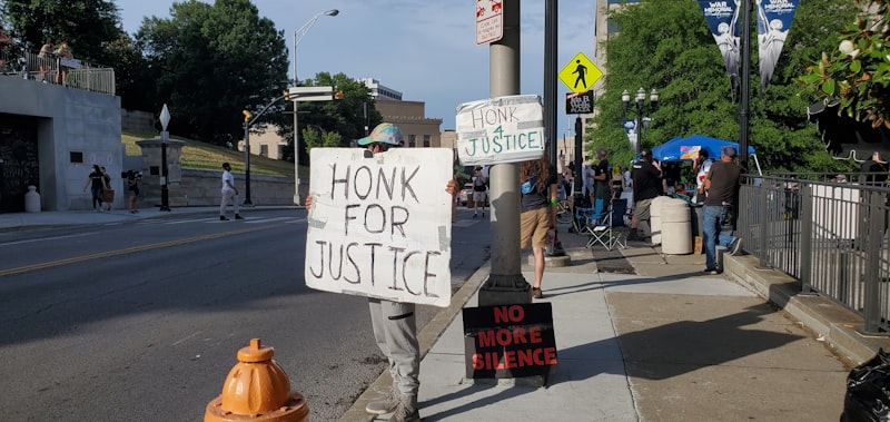 Victim Impact: The Psychology of Justice in Payne v. Tennessee