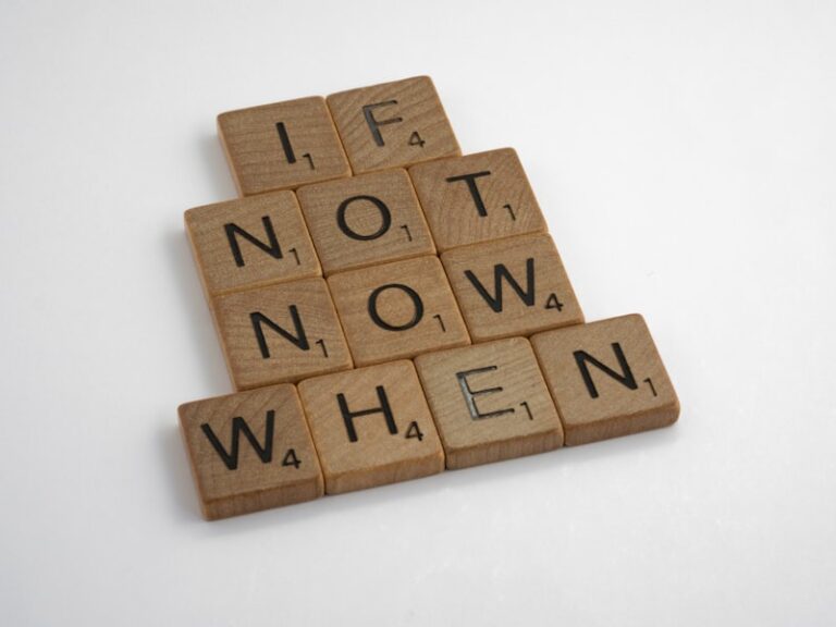 Jargonaphasia: When Words Lose Their Meaning