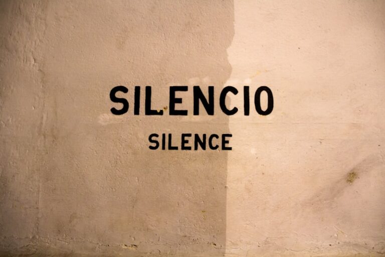 Thought Stopping: Silence Your Inner Critic