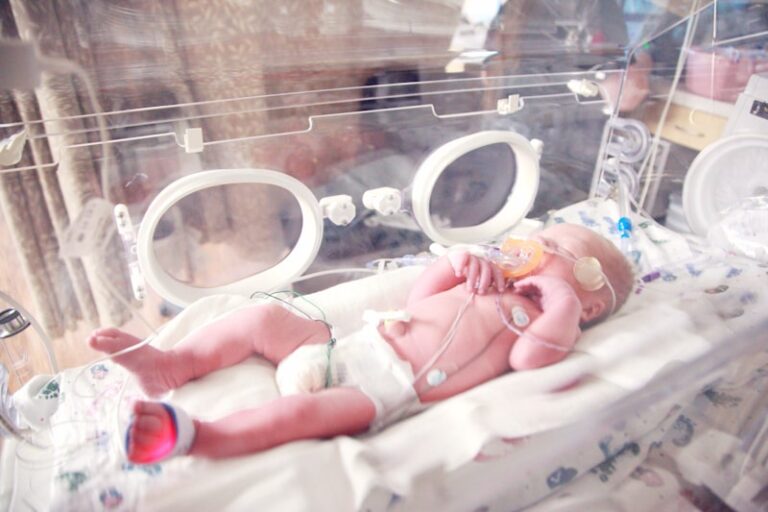 Neonatal Psychology: Protecting Vision in Premature Infants