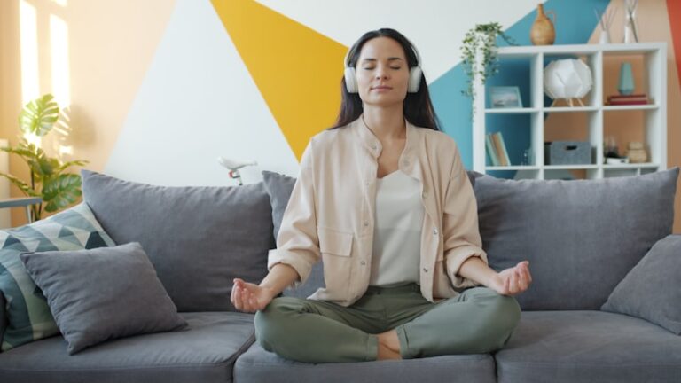 Proxemic Zones: Mastering Your Personal Space for Calm