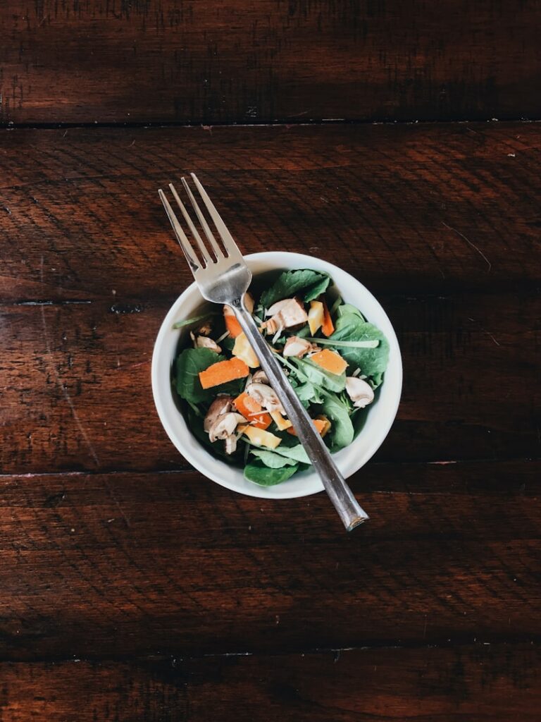 Feeding Behavior: The Psychology of Why We Eat
