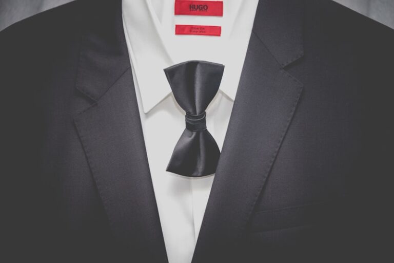 Second-Degree Relatives: Understanding Your Hidden Ties