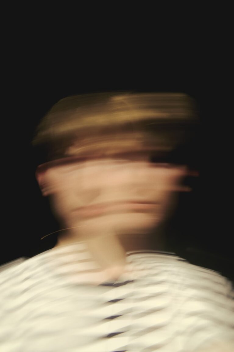 Visual Perception: Seeing Beyond the Blur