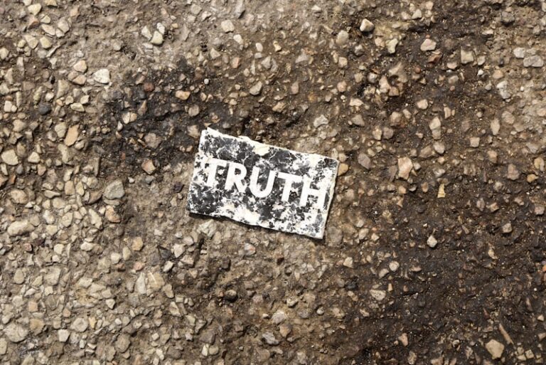 Contextualism: Why Truth Is Relative