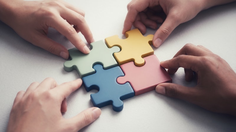 Cooperative Learning: Unlocking Shared Cognitive Growth