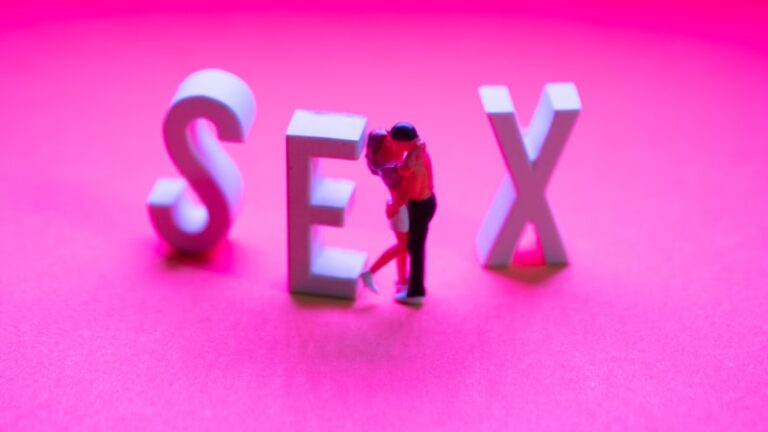 Courtship Behavior: The Hidden Science of Attraction