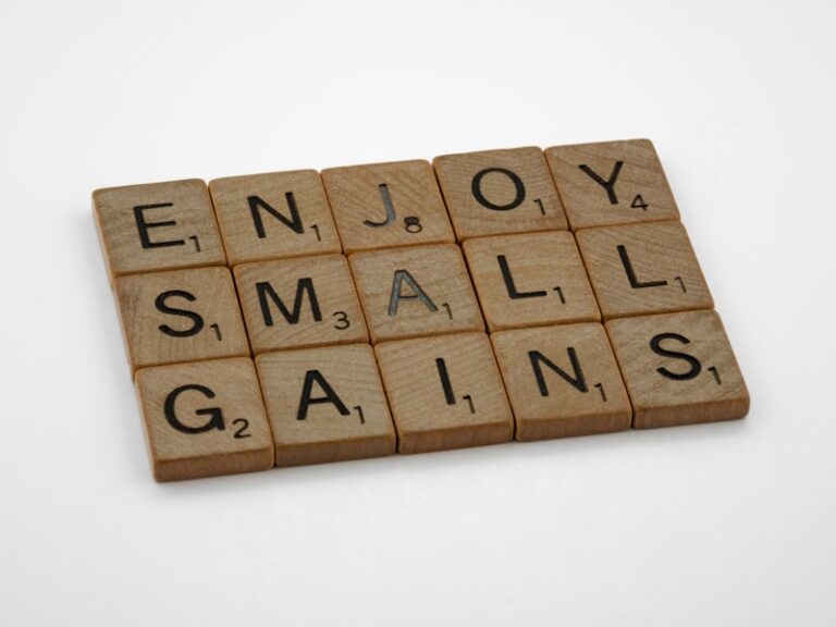 Cumulative Advantage: How Small Starts Trigger Big Wins