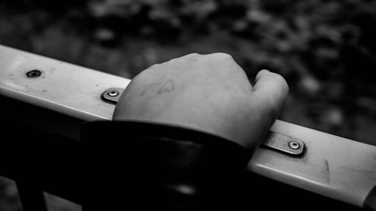 Despondency: Escaping the Grip of Persistent Hopelessness