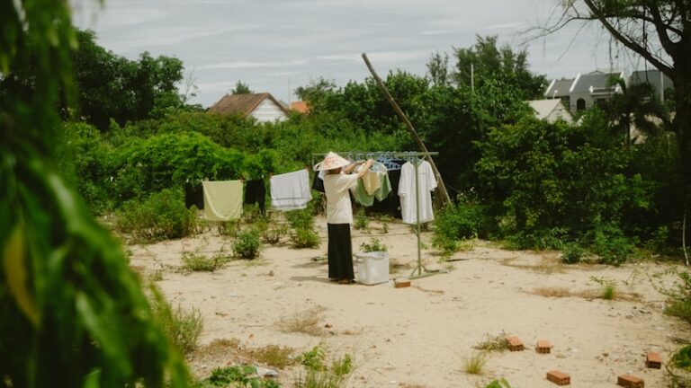 Environmental Agnosia: Why Familiar Places Feel Lost