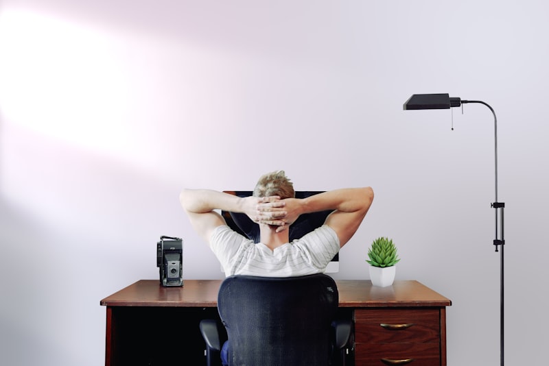 Ergonomic Psychology: Why Your Environment Controls You