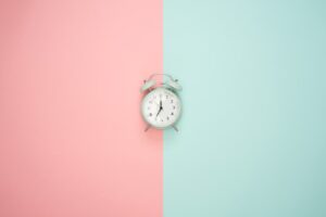 Fixed-Interval Schedules: Mastering the Timing of Behavior