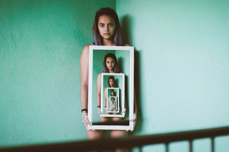 Framing Effect: How Your Choices Are Secretly Controlled