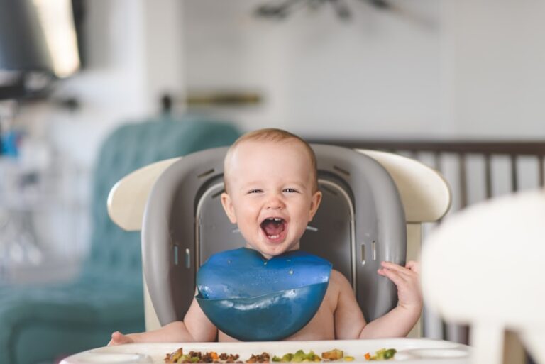 Infant Autonomy: The Psychology of Mastering Self-Feeding