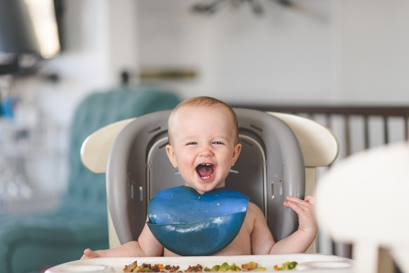 Infant Autonomy: The Psychology of Mastering Self-Feeding