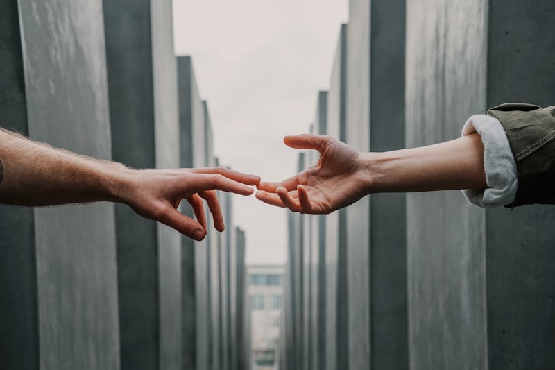 Interpersonal Relationships: The Science of Human Bonds