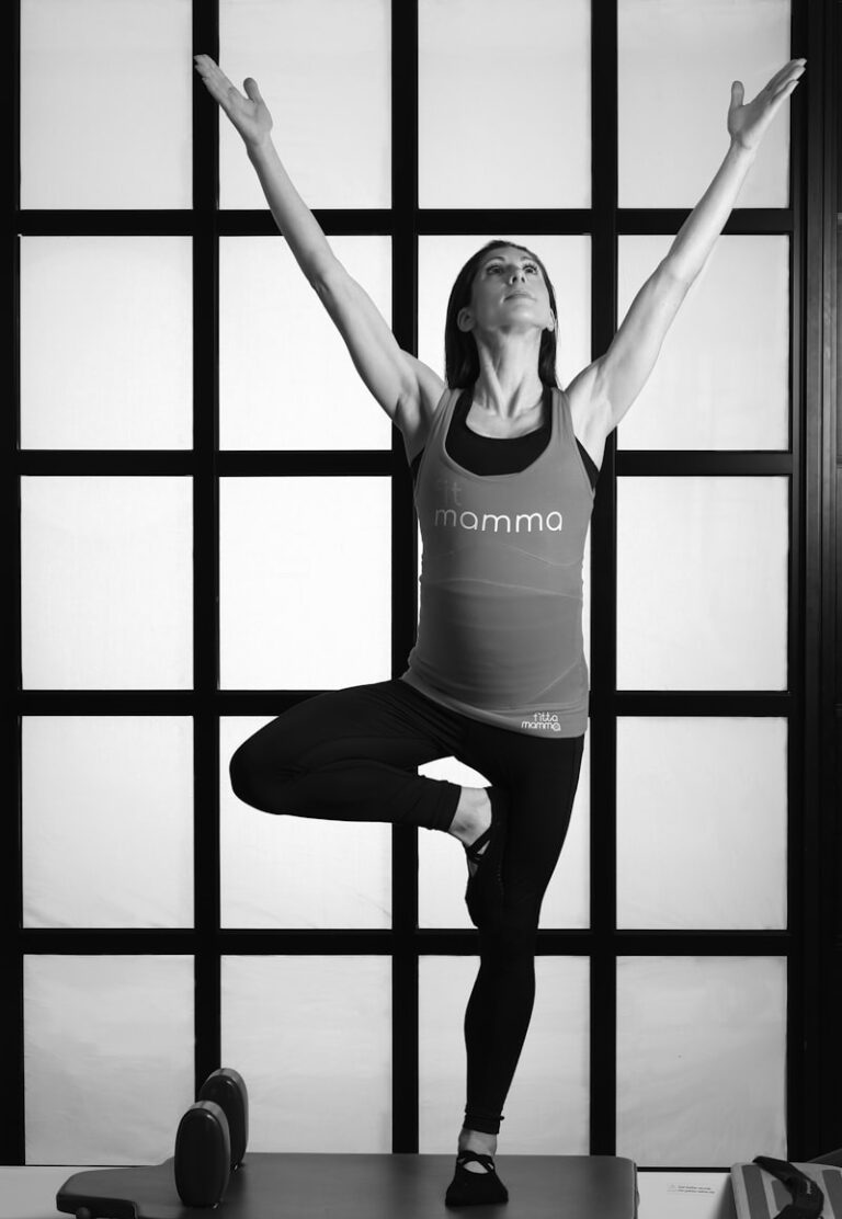Isotonic Contraction: The Physics of Mindful Movement