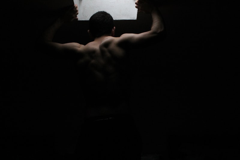 Mass Reflex: Decoding Your Body’s Hidden Survival Instincts