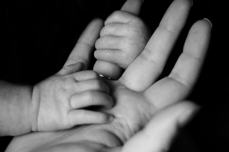 Maternal Attachment: The Science of Your Lifelong Bond