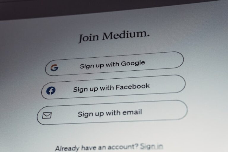 Membership Groups: Finding Your Place in the Social Web