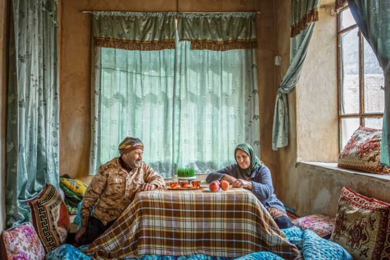 Migration Adaptation: Thrive in Your New Cultural Home
