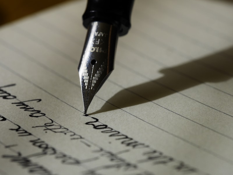 Mogigraphia: Sharpen Your Mind Through Structured Writing