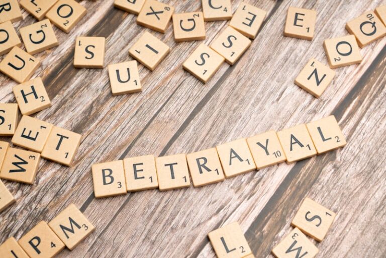 Situational Sampling: Decoding Behavior in Real Life