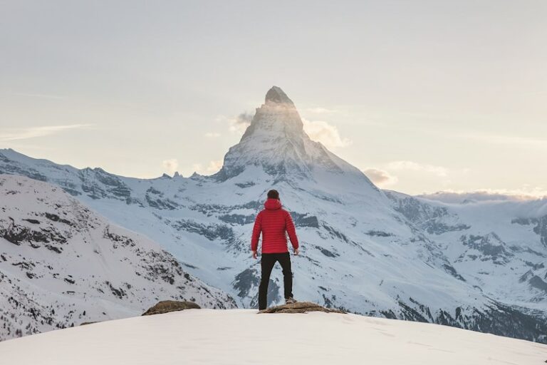 Altitude Psychology: Conquer the Peaks of Your Mind