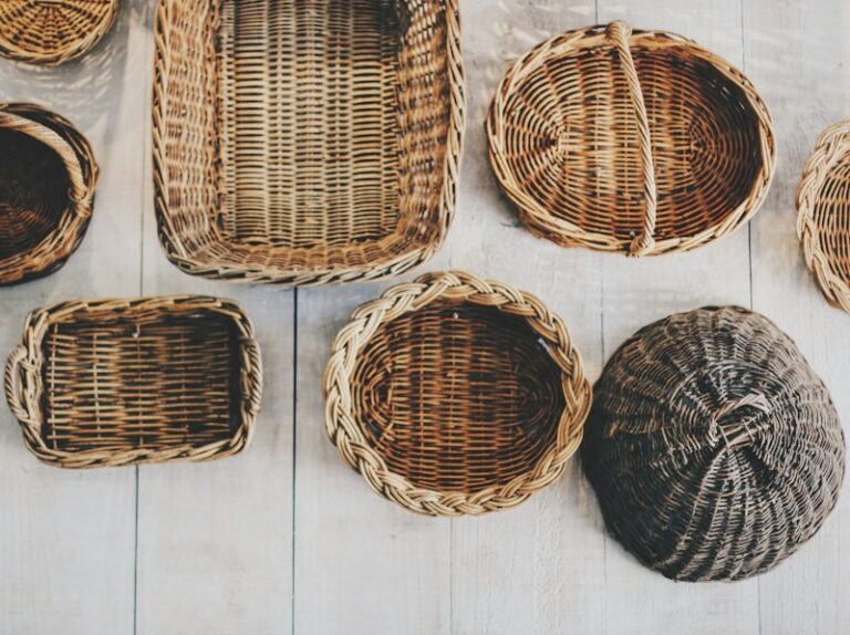 Basket Endings: Decode Your Hidden Thought Patterns