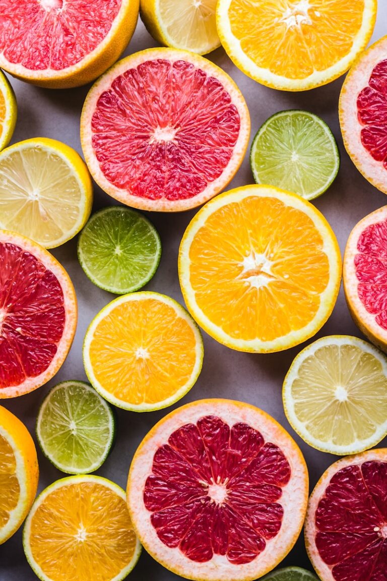 Cognitive Nutrition: Boosting Mental Clarity with Vitamin C