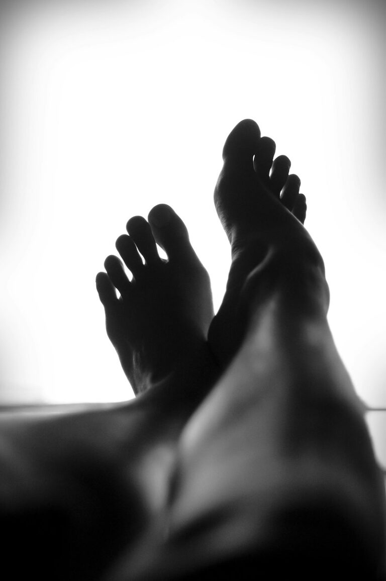 Footedness: The Secret Science of Your Dominant Side
