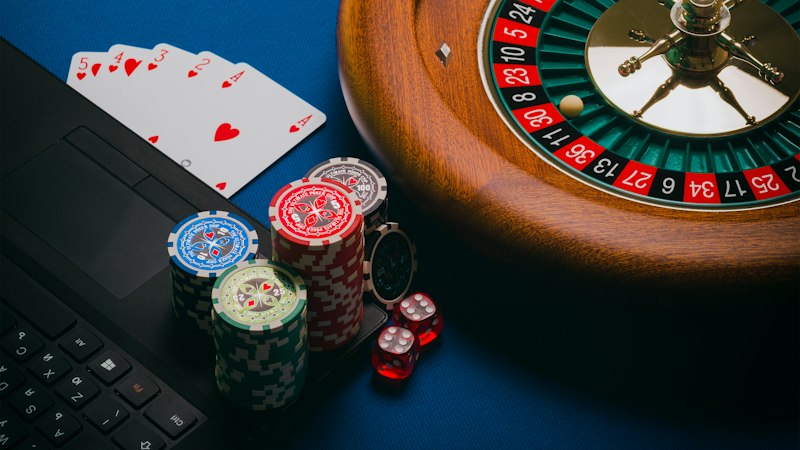 Gambling Disorder: The Psychology Behind the Compulsion