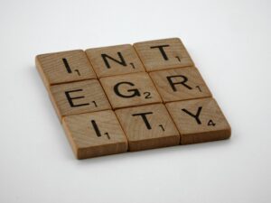 Intergroup Conflict: Turning Social Divides into Synergy