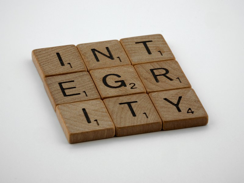 Intergroup Conflict: Turning Social Divides into Synergy