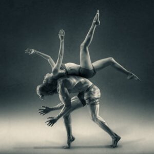 Kinesics: Master the Hidden Language of Body Movement