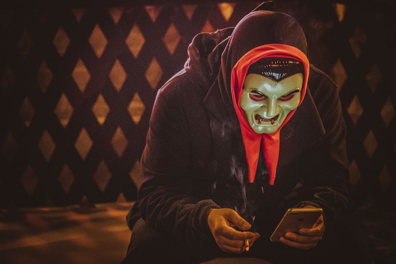 Social Engineering: Unmasking Deceptive Phone Tactics